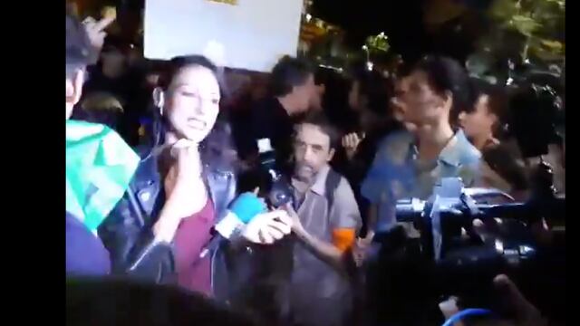 Laila Jiménez fue confrontada por manifestantes.