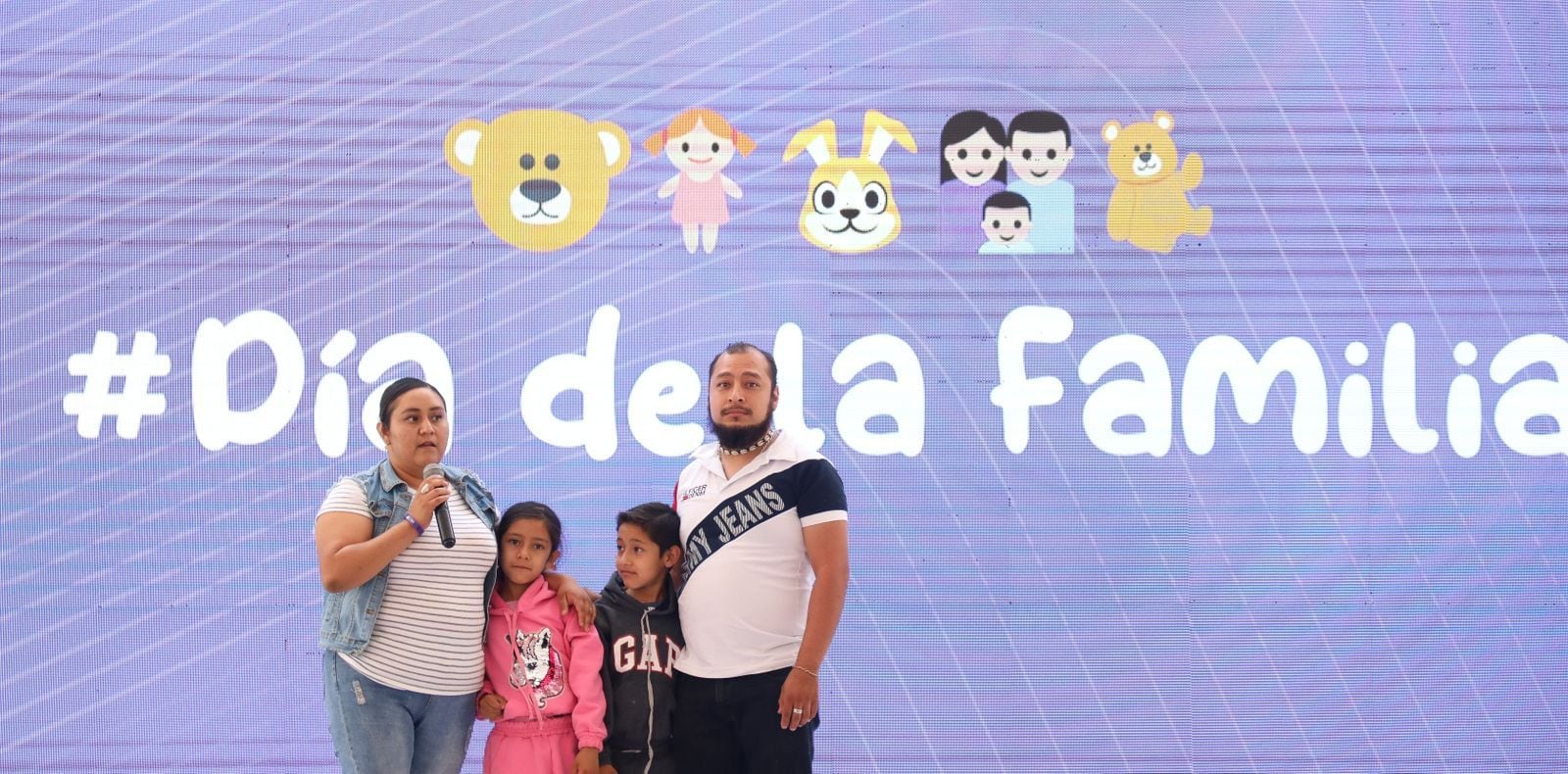Diego Sinhue Rodríguez conmemoró en Guanajuato el Día de la Familia