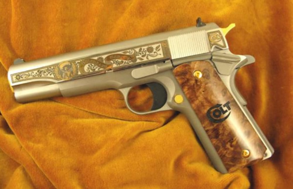 Otro tipo de arma Colt extravagante