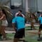 VIDEO: Ferka sufre accidente en Venga la Alegría por culpa de una palmera mal puesta