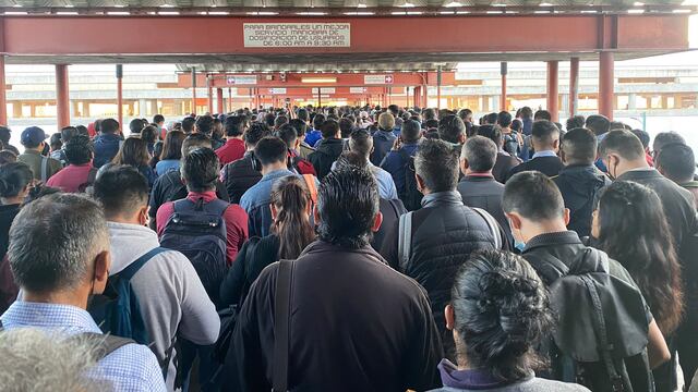 Estación del metro de la Línea A colapsada