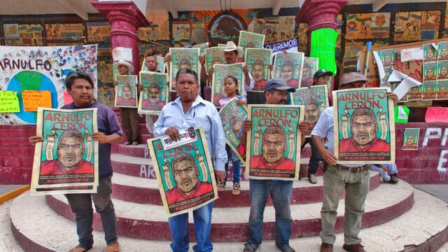 Protesta por la desaparición de Arnulfo Cerón.