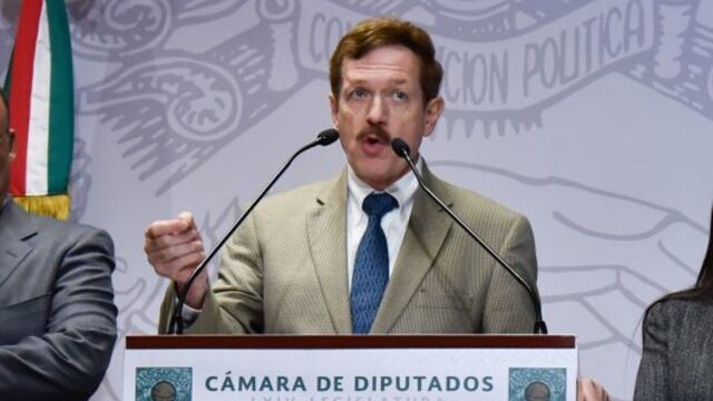 Diputado Romero Hicks.