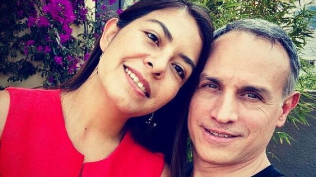 Hugo López-Gatell con Rebeca Peralta.