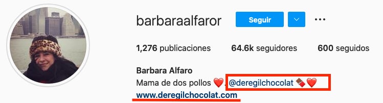 Mamá de Bárbara de Regil promociona De Regil Chocolat.