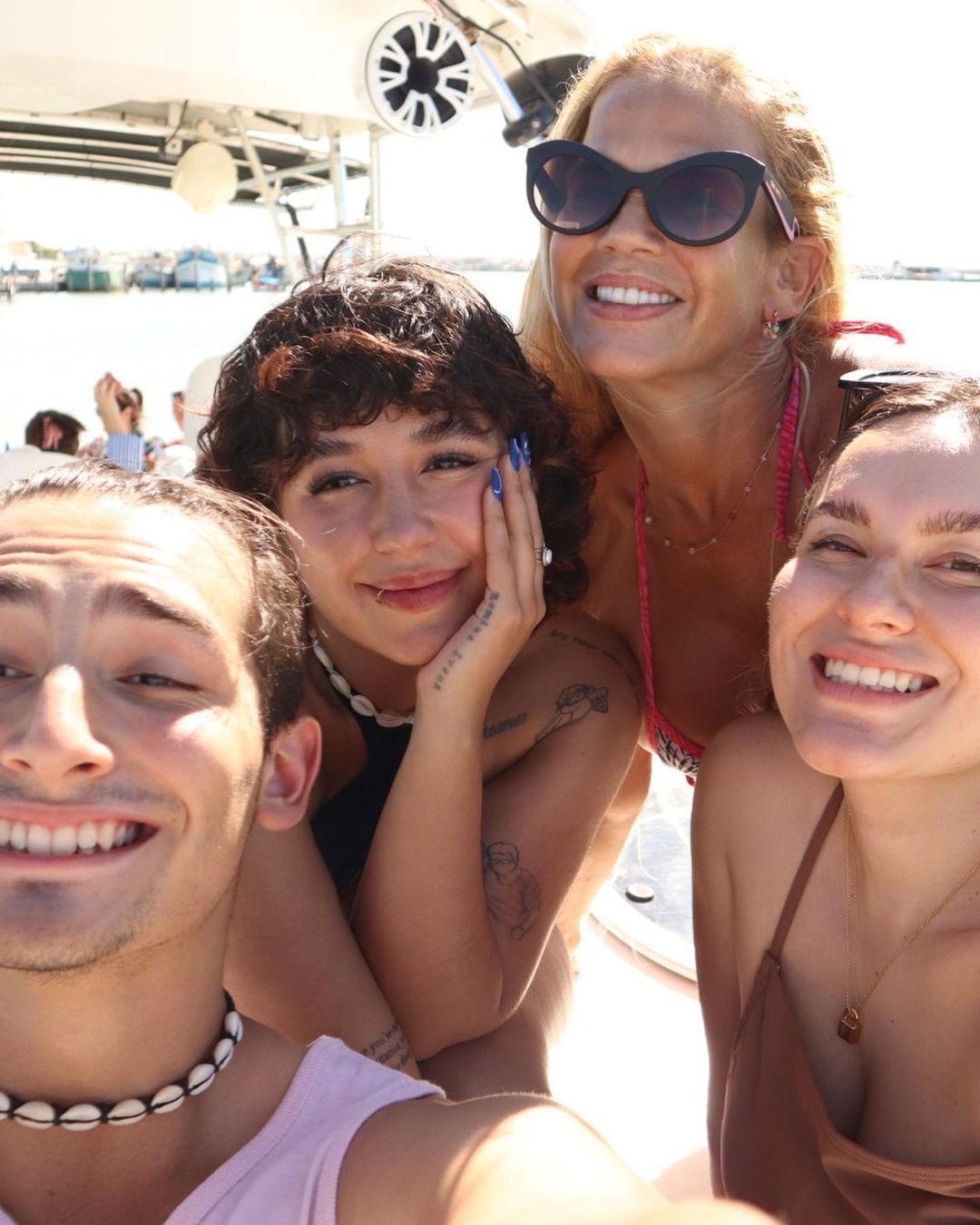 Romina Marcos y su familia