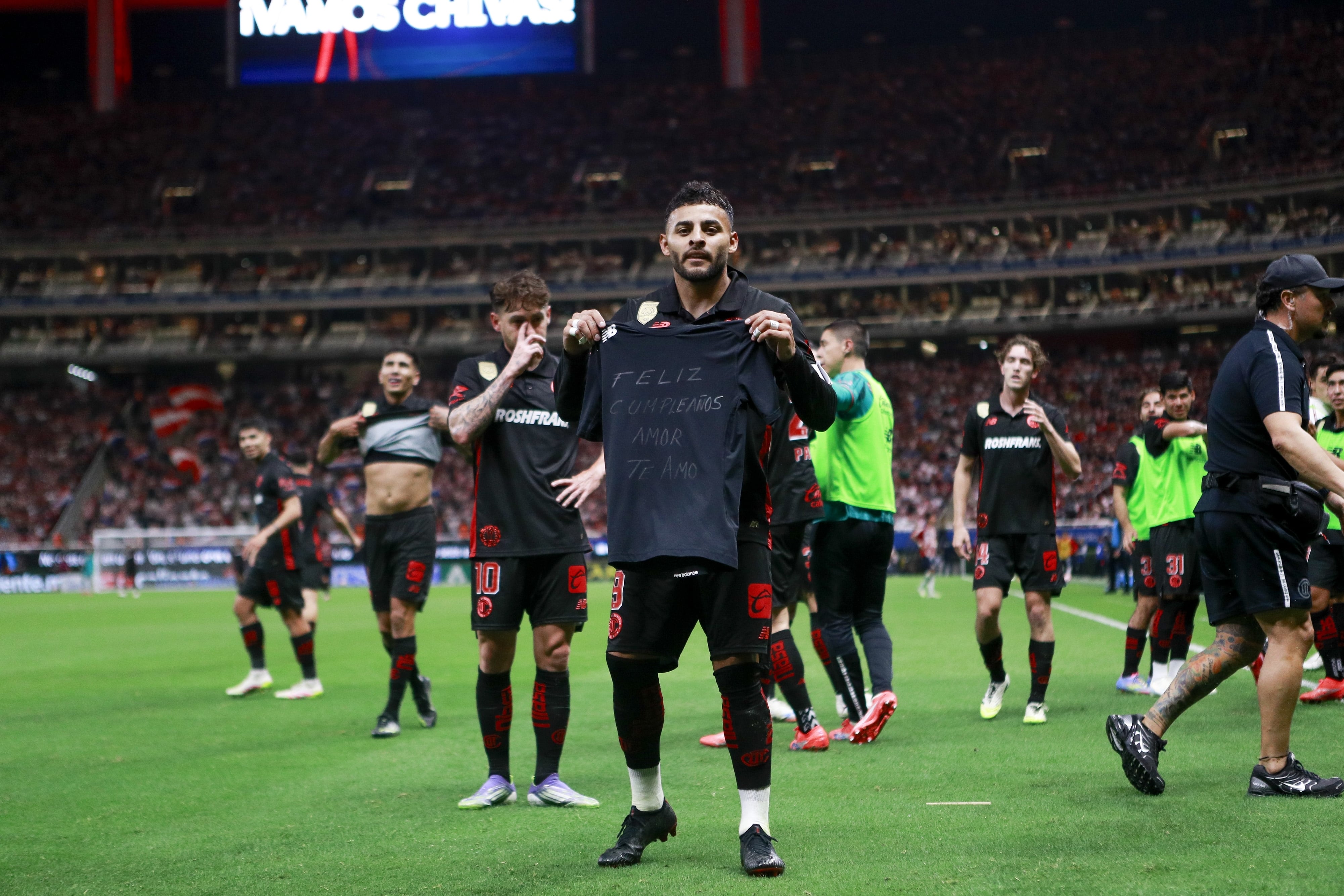 Alexis Vega y su contundente mensaje a Chivas tras marcarle gol con Toluca.