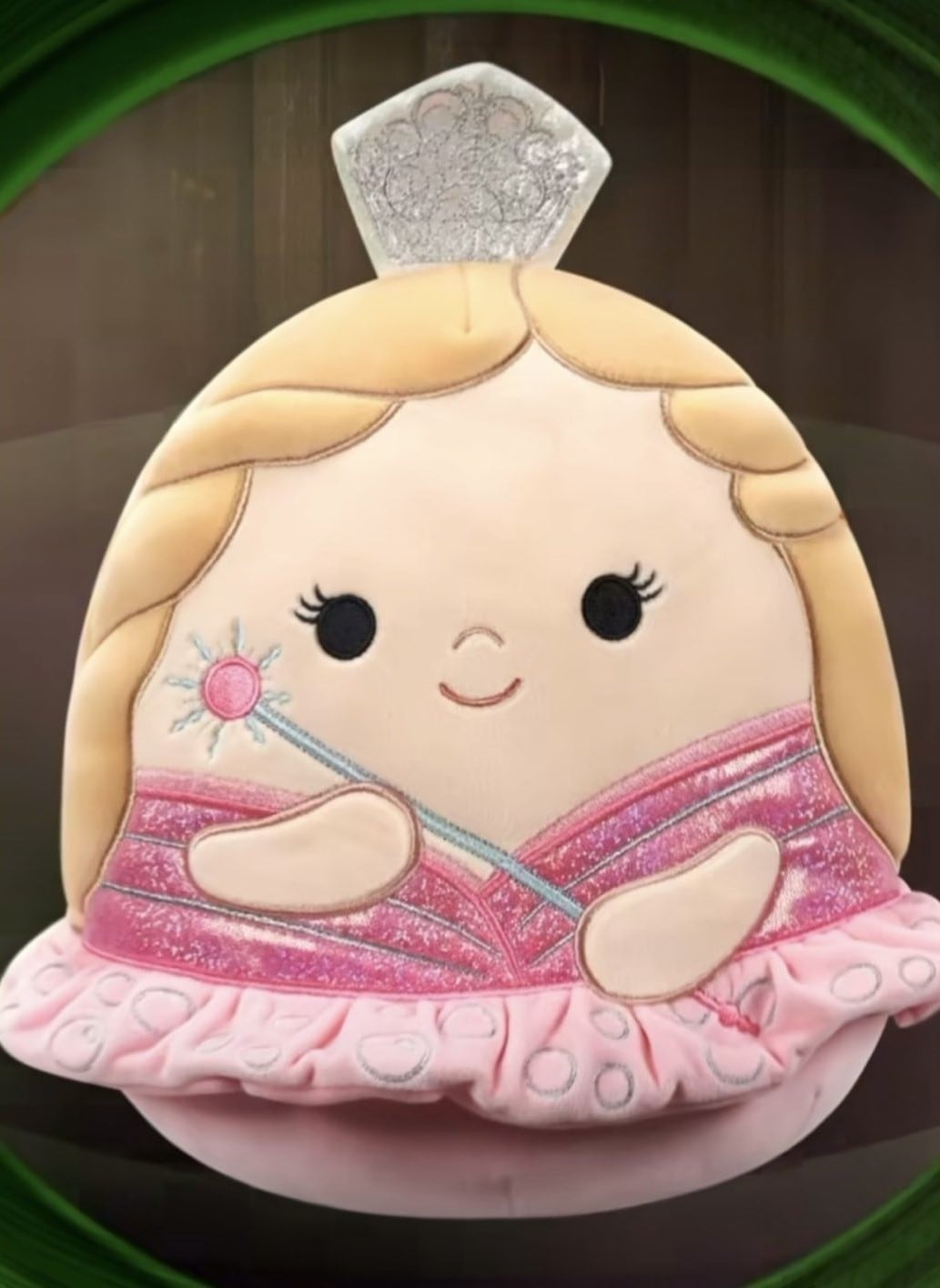 Peluches Squishmallows tendrán su versión de Elphaba y Glinda de Wicked