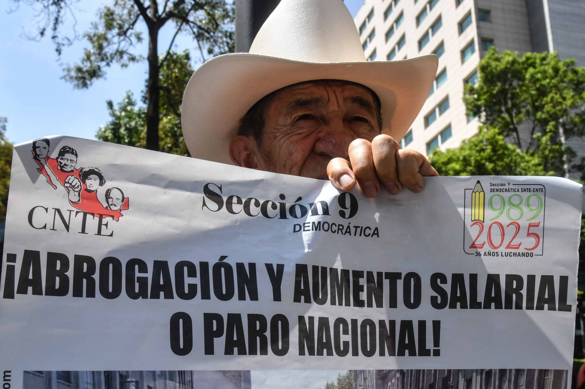 CNTE no aprueba aumento salarial del 9% a maestros anunciado por Claudia Sheinbaum: