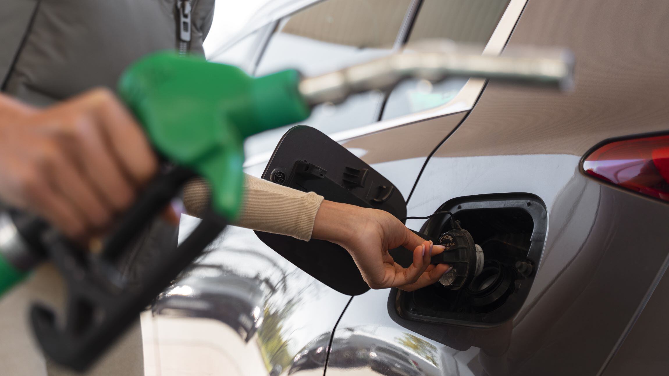 Problemas por manejar con la reserva del tanque de gasolina