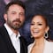 Jennifer Lopez llama a Ben Affleck papacito y presume su abdomen desnudo