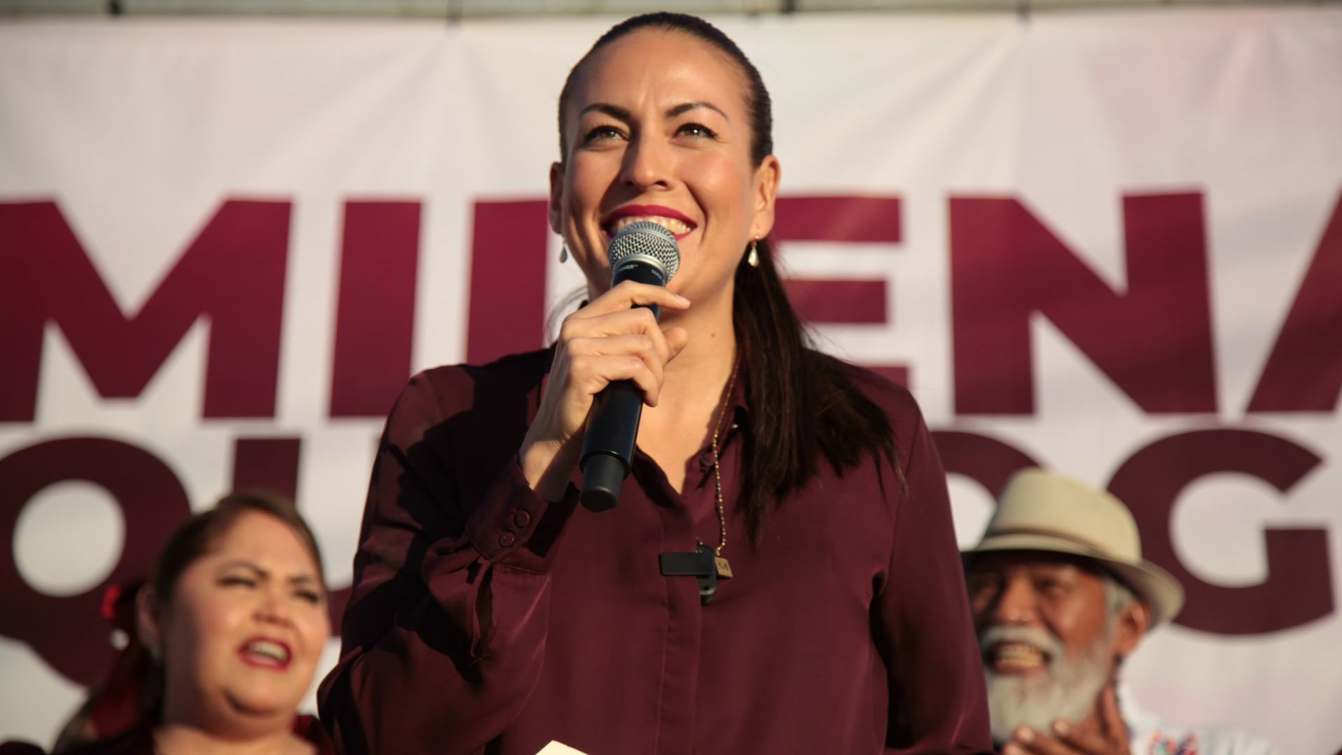 En La Paz ni Barroso ni Mares: Milena de nuevo