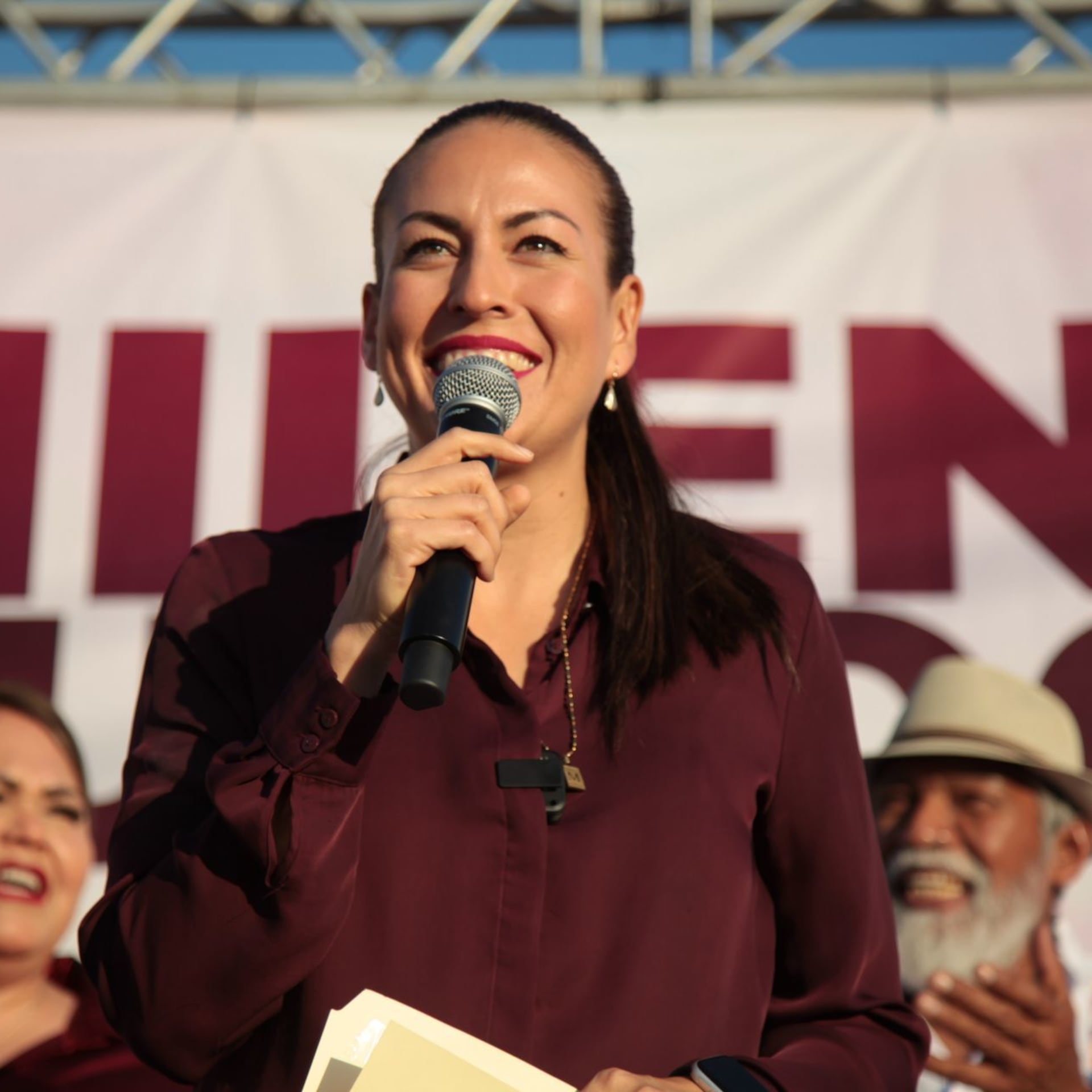 En La Paz ni Barroso ni Mares: Milena de nuevo