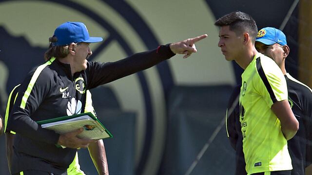 Ricardo La Volpe y Edson Álvarez.