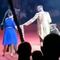 Mujer embarazada es atacada por un oso durante una presentación de circo (VIDEO)