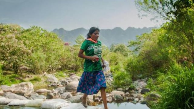 Vogue homenajea a corredora Lorena García y otras orgullosas mexicanas.