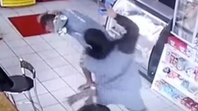 Le da paliza al hombre que la toqueteó