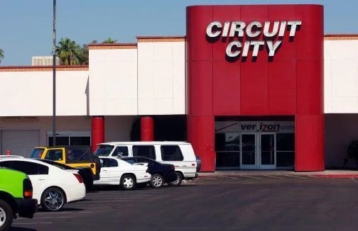 El día que Ricardo Salinas Pliego perdió: el fracaso y quiebra de Circuit City