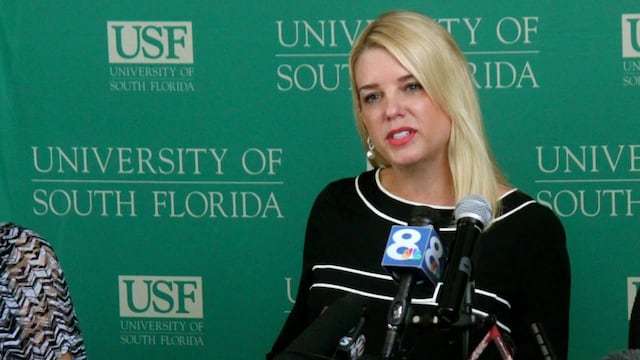 Pam Bondi, candidata de Donald Trump a fiscal de Florida