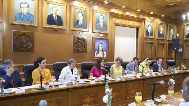 Tere Jiménez, gobernadora de Aguascalientes, pide coordinar ayuda para personas mayores.