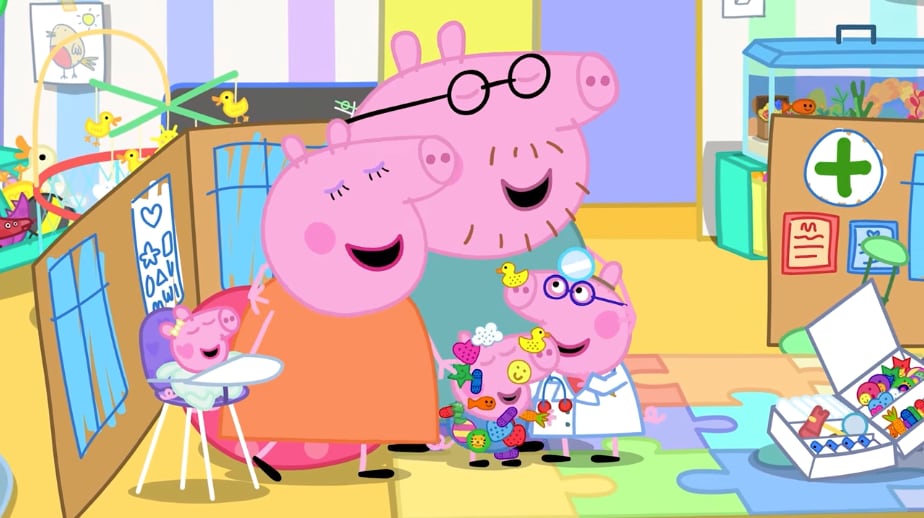 Peppa Pig juega con bebé Evie