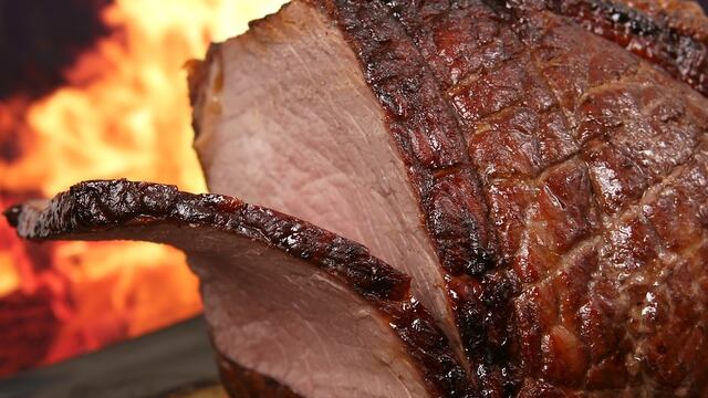Vecinos convocan a asado masivo frente a casa de vegana.