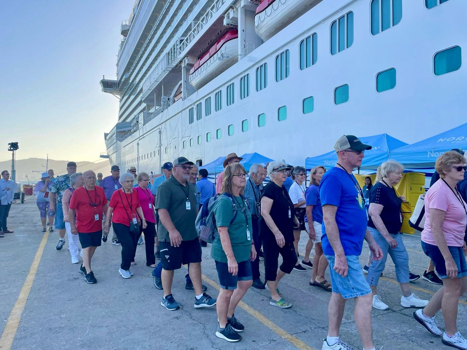 Llega tercer crucero a Acapulco