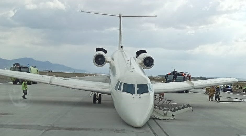 Avión de la FGR aterriza de emergencia en el AIFA; venía de Nuevo León