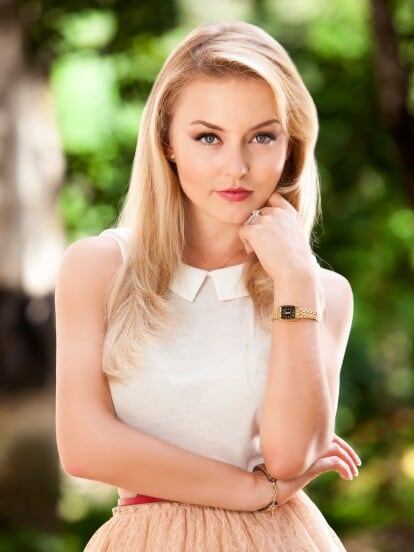 Angelique Boyer como Montserrat, 'Lo que la vida me robó'