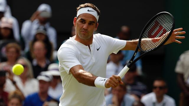 Roger Federer avanzó a la siguiente ronda tras 40 minutos de partido