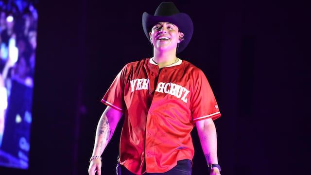 Eduin Caz se niega a cantar corrido La Pantera durante su concierto de Veracruz