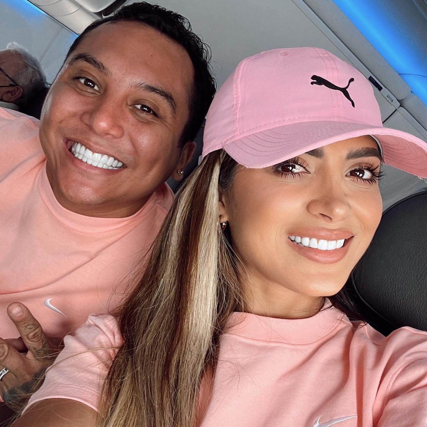 Edwin Luna y Kimberly Flores