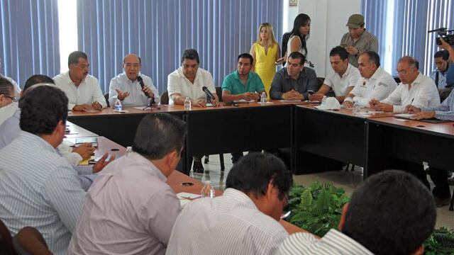 Mesa especial para Chenalhó.