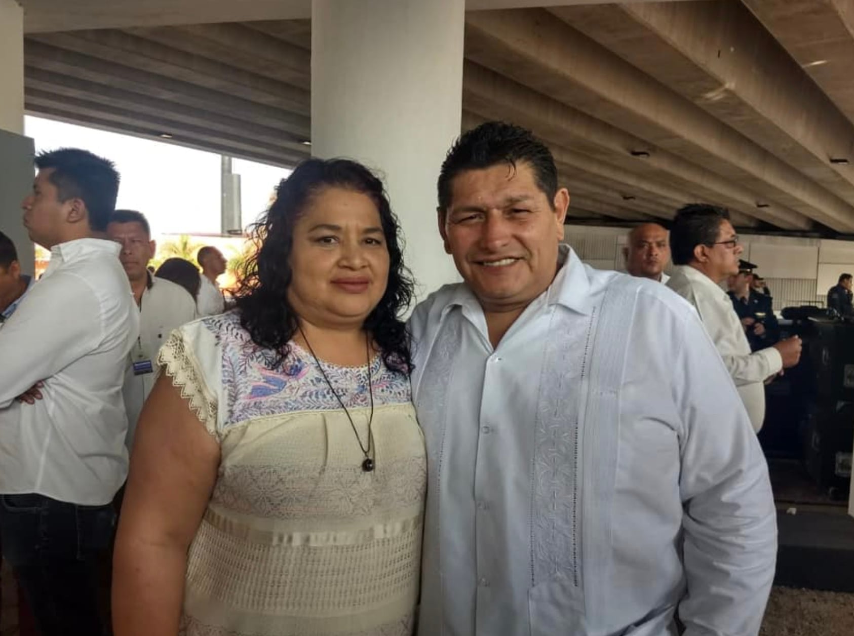 Jesús Corona Damián y su esposa