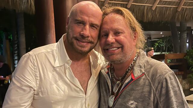 Vince Neil con John Travolta