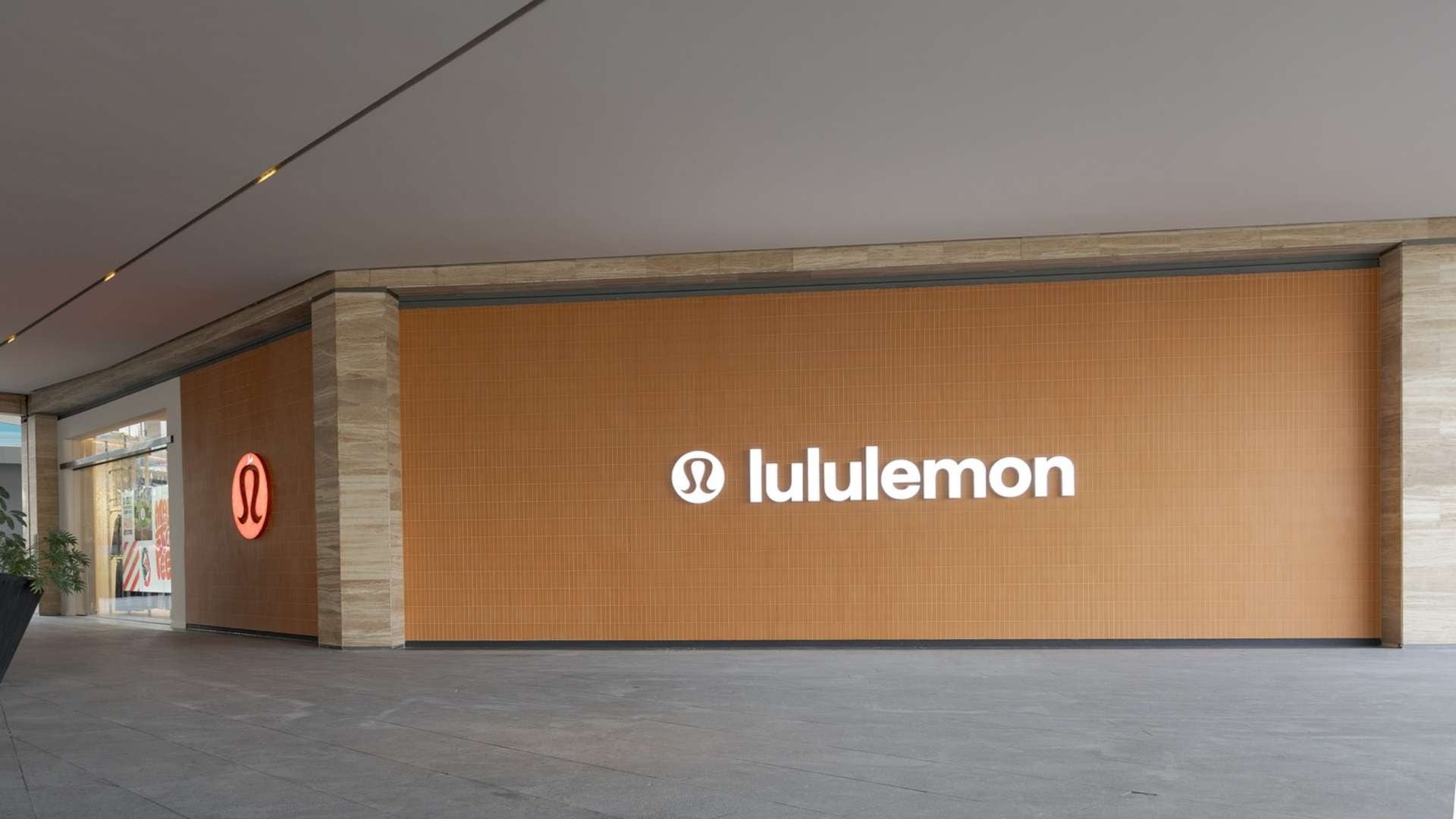 Lululemon
