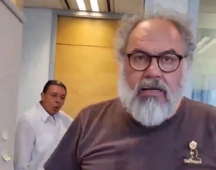 Leopoldo Michel Díaz insulta al cónsul general de México en Shanghái, Miguel Ángel Isidro Rodríguez