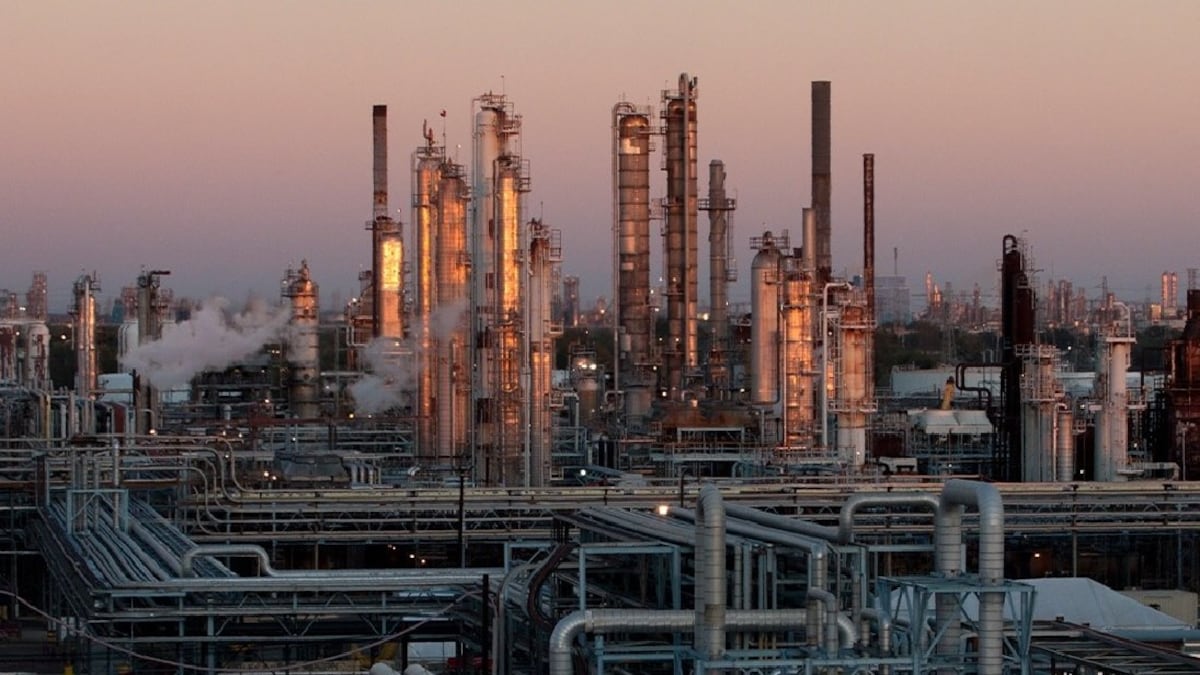 Refinería Deer Park concluirá mantenimiento en diciembre y producirá 30 mil barriles más por día