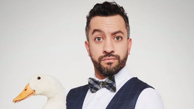 Chumel se burla de niño con quemaduras