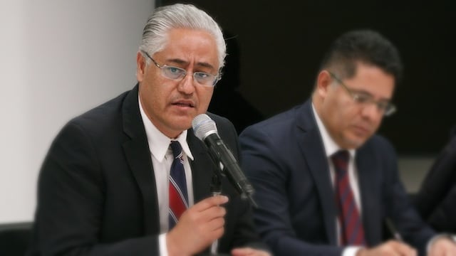 Alejandro Vera Jiménez acusa ser víctima de persecución política desde hace años.