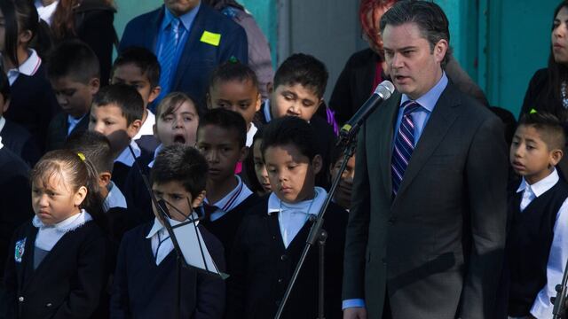 Aurelio Nuño. Sin oportunidad para maestros cesados.