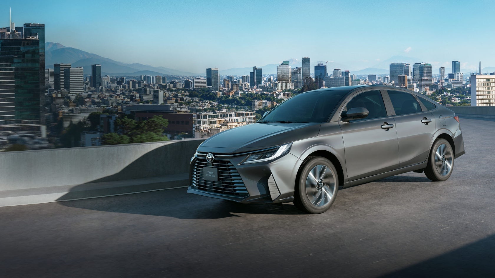 Nuevo Toyota Yaris Sedan HEV llega a México: conoce su precio y versiones