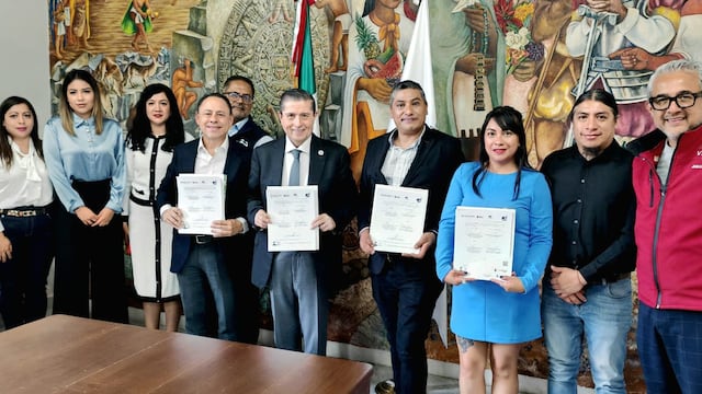 Coyoacán e INEA refuerzan acciones de alfabetización y educación básica.