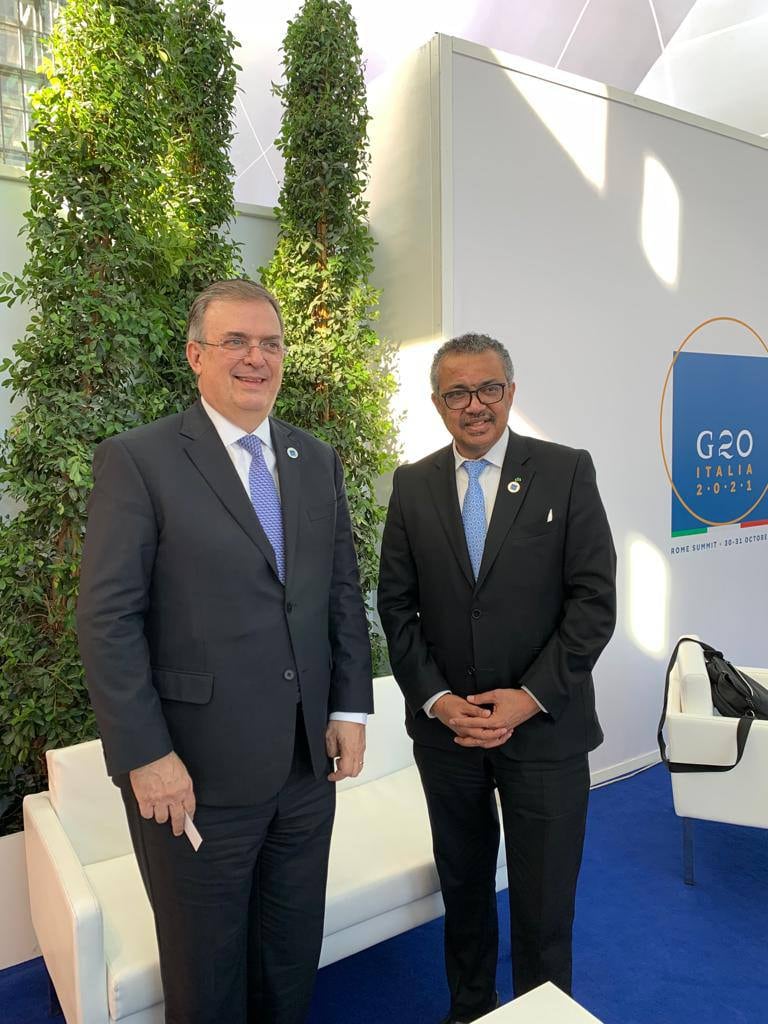 Marcelo Ebrard y Tedros Adhanom, director de la OMS