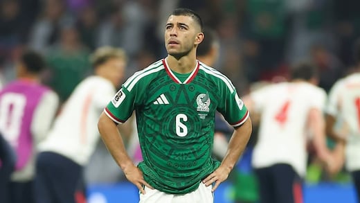 Erik Lira tiene ofertas de Europa y Rayados busca convencer a Cruz Azul