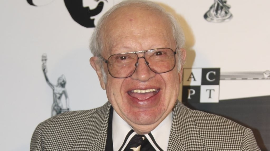 Último adiós a Eduardo Manzano: familiares y comediantes acudieron a su misa