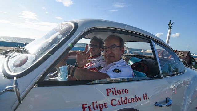 Felipe Calderón Hinojosa participa en el Rally Maya México