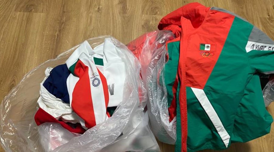 Uniforme Selección de Sóftbol de México en la basura