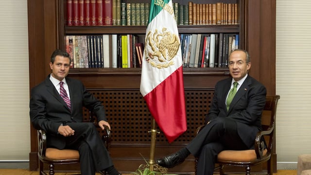Enrique Peña Nieto y Felipe Calderón