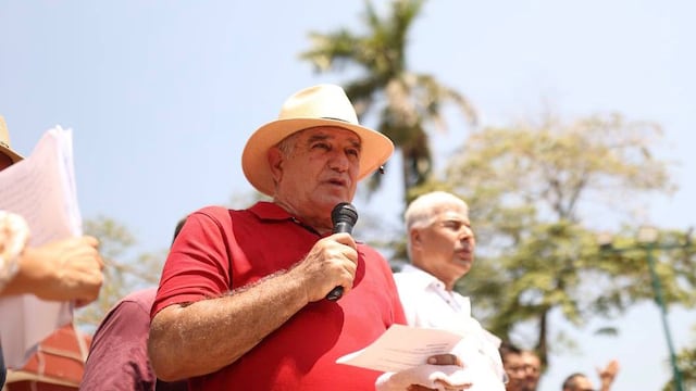 José Ramiro López Obrador exhorta a la población a salir a la calle pese a violencia.